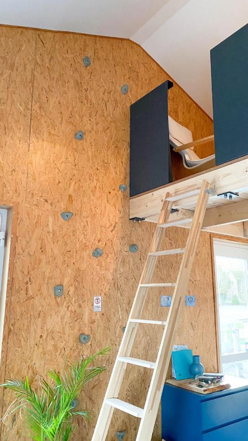 Hostel Oder Ferienwohnung 1-16 Personen Im Blauen Haus フェーマルン エクステリア 写真