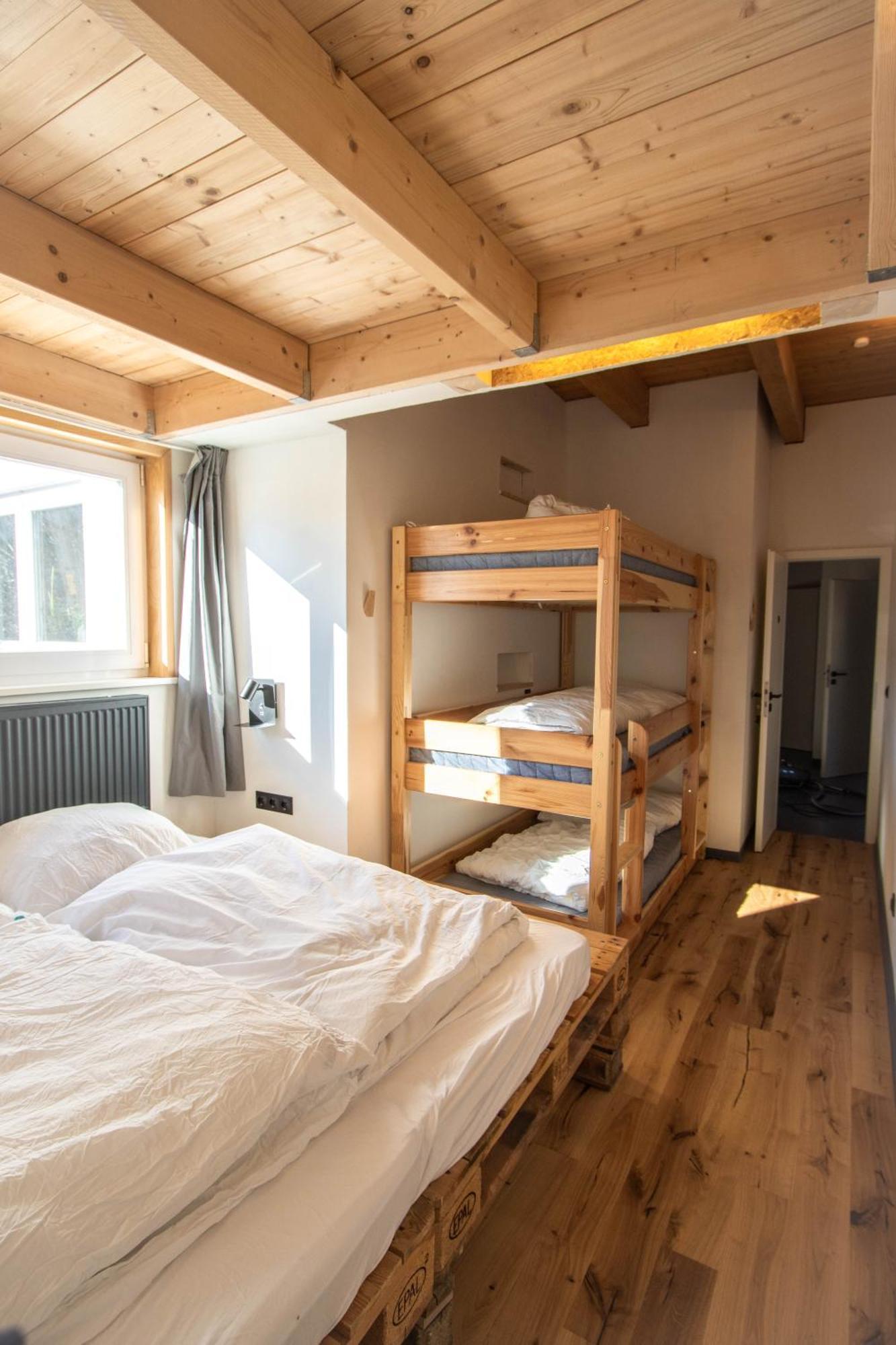 Hostel Oder Ferienwohnung 1-16 Personen Im Blauen Haus フェーマルン エクステリア 写真