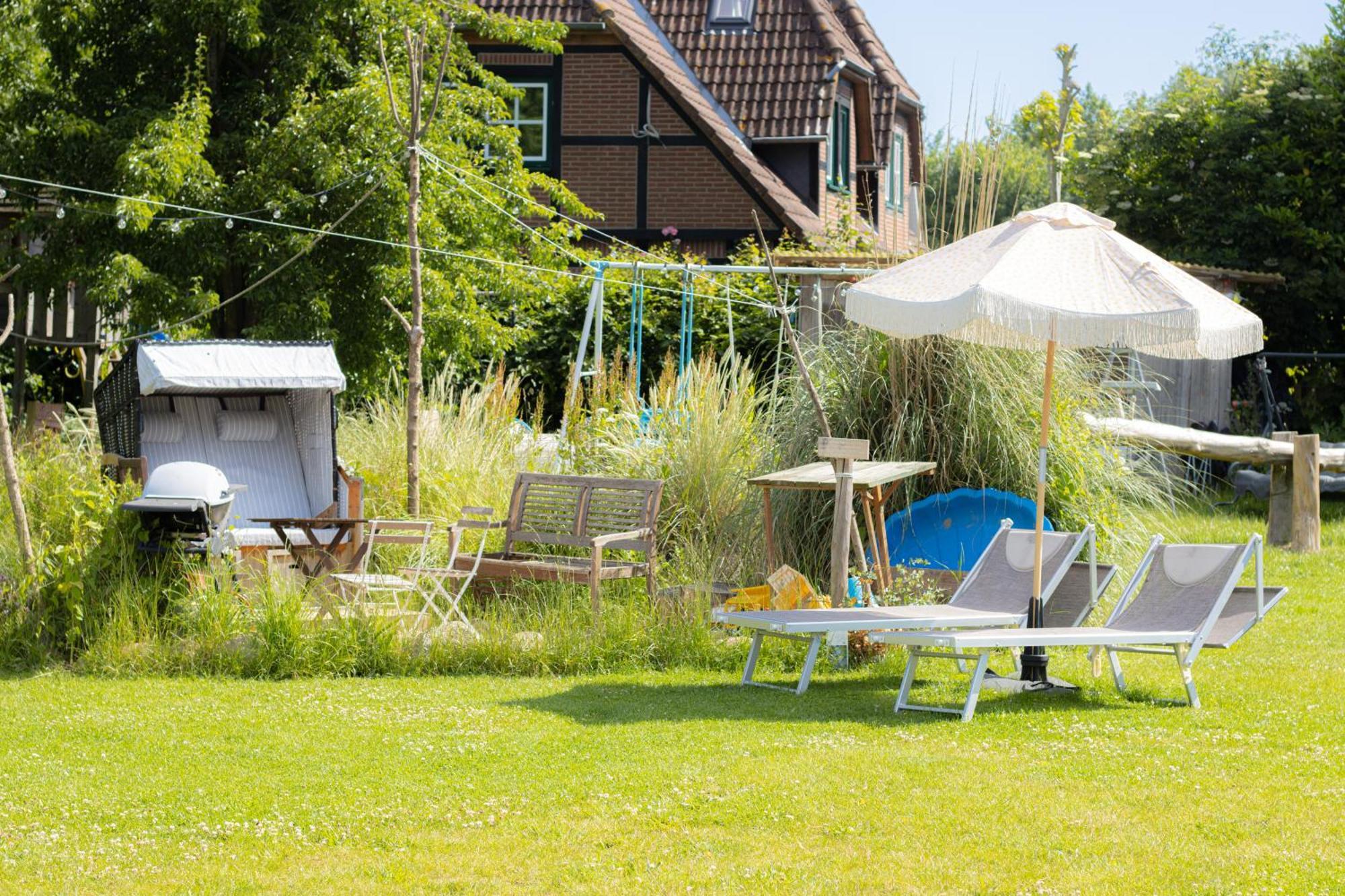 Hostel Oder Ferienwohnung 1-16 Personen Im Blauen Haus フェーマルン エクステリア 写真