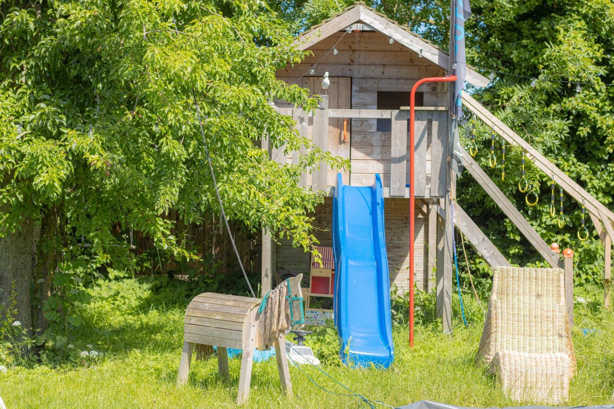 Hostel Oder Ferienwohnung 1-16 Personen Im Blauen Haus フェーマルン エクステリア 写真